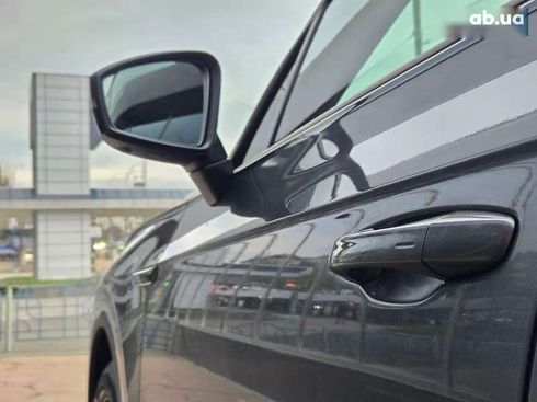 Volkswagen Touareg 2021 - фото 11