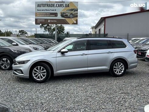 Volkswagen Passat 2022 - фото 10