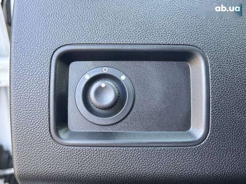 Renault Duster 2019 - фото 15
