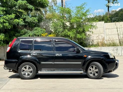 Nissan X-Trail 2003 черный - фото 4