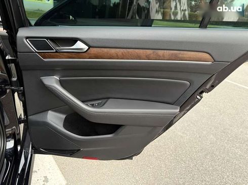 Volkswagen Passat 2018 - фото 27