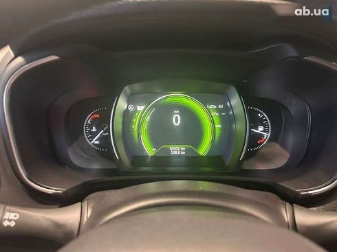 Samsung QM6 2019 - фото 13