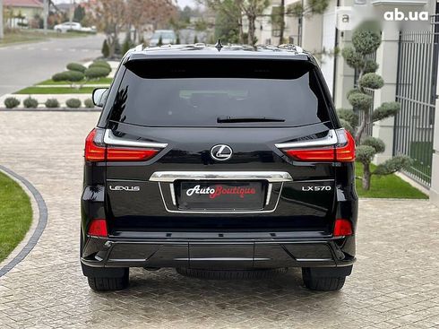 Lexus LX 2017 - фото 9