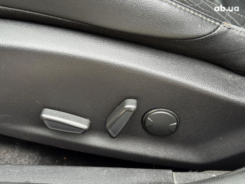 Ford Focus 2015 красный - фото 33