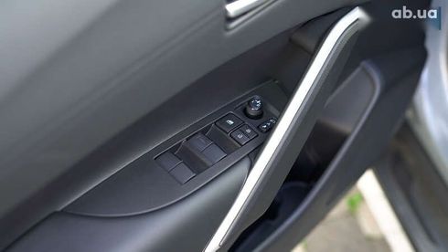 Toyota Corolla Cross 2024 - фото 15