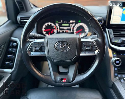 Toyota Land Cruiser 2023 - фото 27