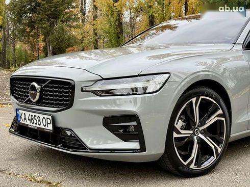 Volvo S60 2024 - фото 15