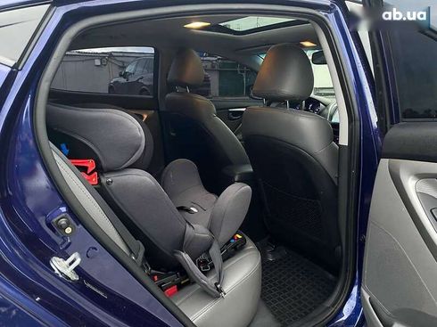 Hyundai Elantra 2011 - фото 27