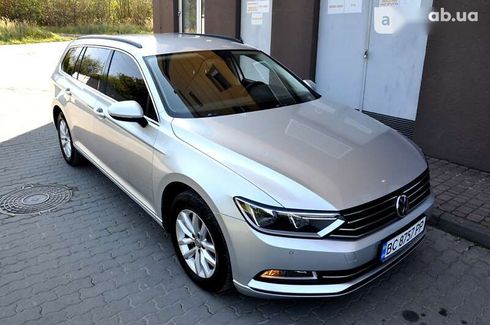 Volkswagen Passat 2018 - фото 12