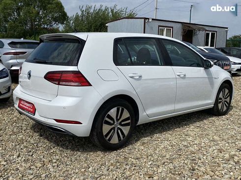 Volkswagen e-Golf 2020 - фото 12