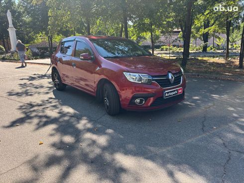 Renault Sandero 2020 красный - фото 7