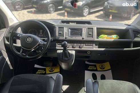 Volkswagen Caravelle 2018 - фото 12