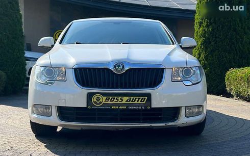 Skoda Superb 2012 - фото 2