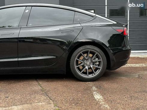 Tesla Model 3 2021 - фото 7