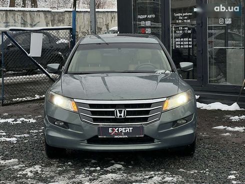 Honda Crosstour 2010 - фото 2