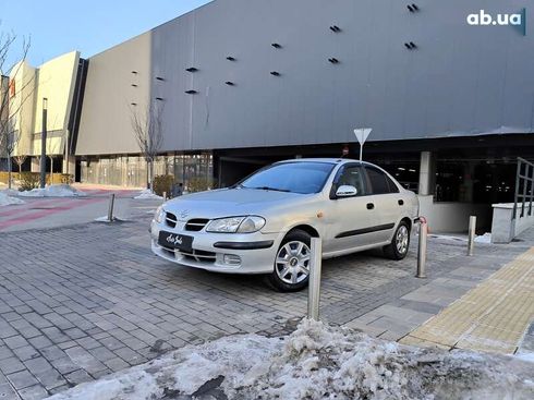 Nissan Almera 2001 - фото 8