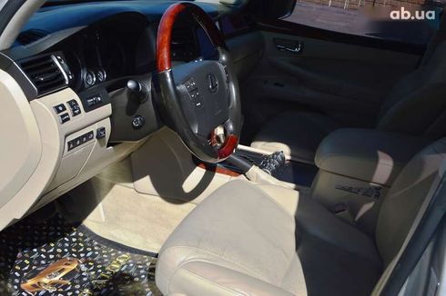 Lexus LX 2008 - фото 20