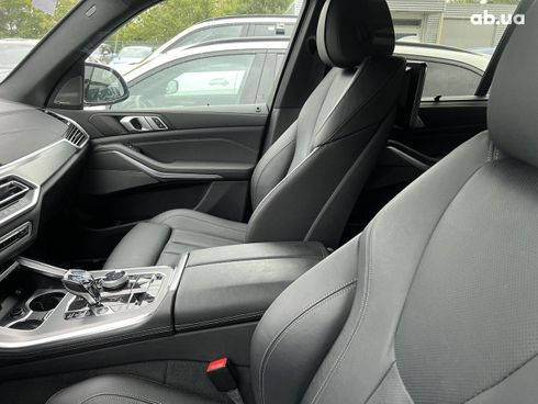 BMW X5 2022 - фото 39