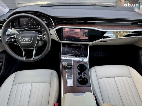 Audi A7 2020 - фото 18