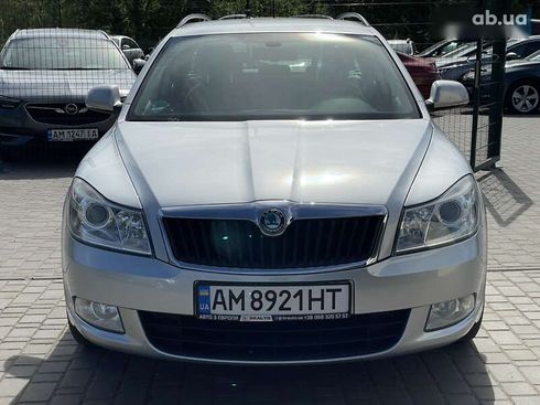 Skoda Octavia 2011 - фото 6
