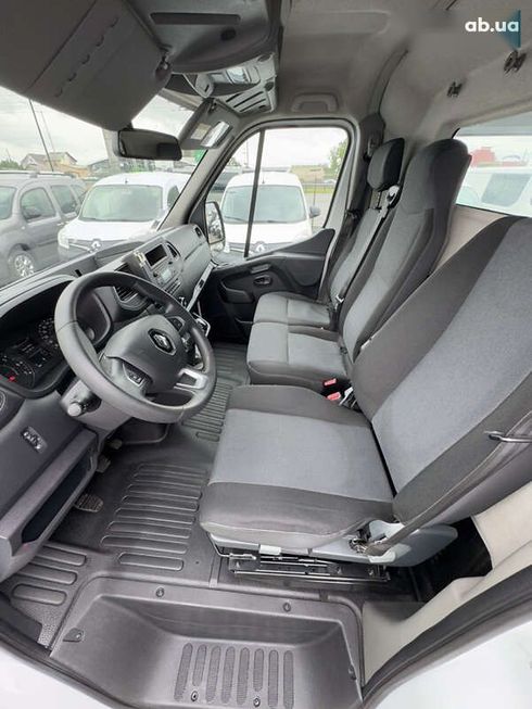 Renault Master 2020 - фото 16
