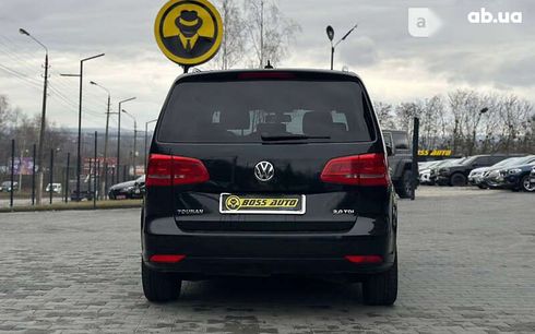 Volkswagen Touran 2015 - фото 5