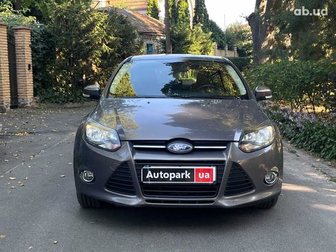 Ford Focus 2012 коричневый - фото 2