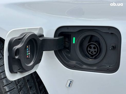 BMW 5 серия 2018 белый - фото 45