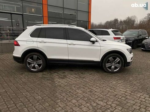 Volkswagen Tiguan 2018 - фото 9