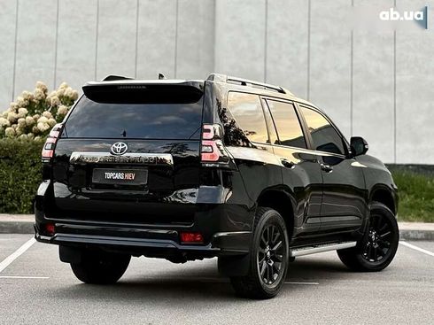 Toyota Land Cruiser Prado 2020 - фото 13