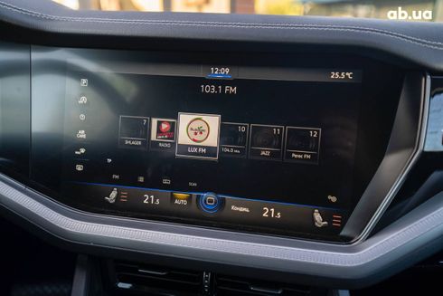 Volkswagen Touareg 2019 - фото 8