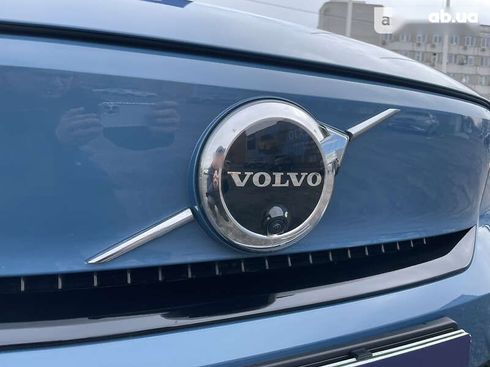 Volvo XC40 2023 - фото 17