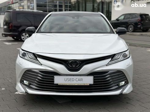 Toyota Camry 2018 - фото 19