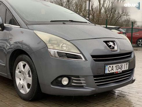 Peugeot 5008 2011 - фото 8
