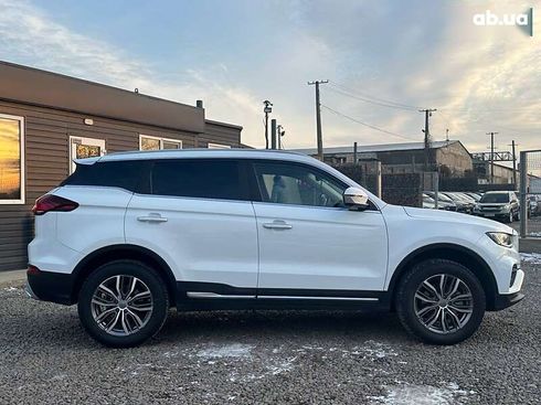 Geely Atlas 2022 - фото 4