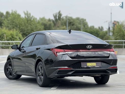 Hyundai Elantra 2021 - фото 10