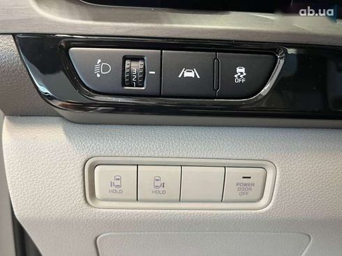 Kia Carnival 2021 - фото 14