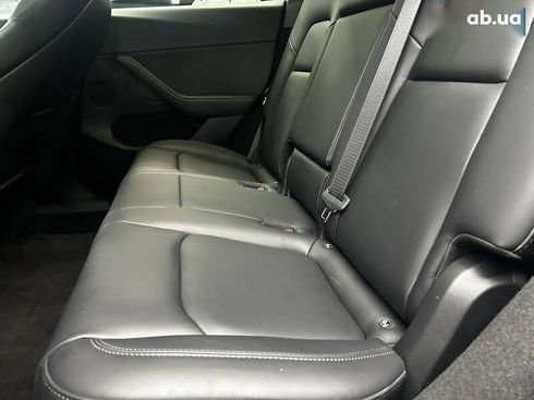 Tesla Model Y 2023 - фото 17