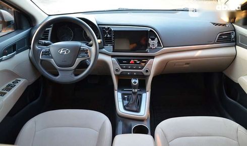 Hyundai Elantra 2016 - фото 24