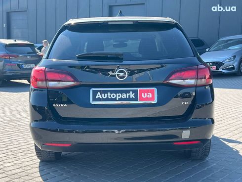 Opel Astra K Hatchback 2017 черный - фото 7