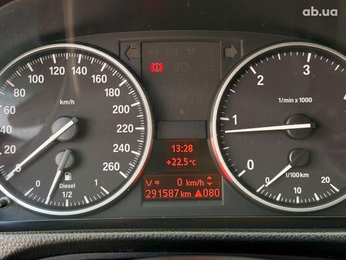 BMW 3 серия 2010 черный - фото 20