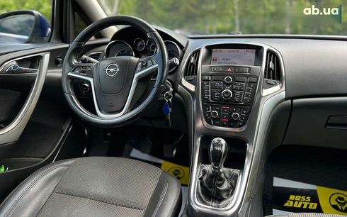 Opel Astra 2011 - фото 13