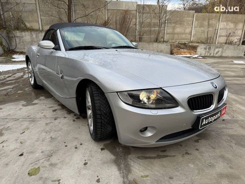 BMW Z4 2004 серый - фото 3