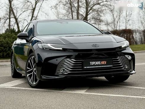 Toyota Camry 2024 - фото 27