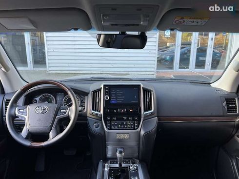 Toyota Land Cruiser 2016 - фото 14