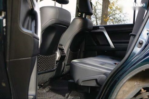 Toyota Land Cruiser Prado 2017 - фото 29