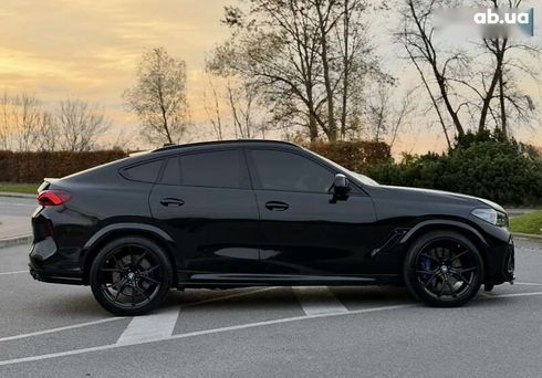 BMW X6 M 2022 - фото 19