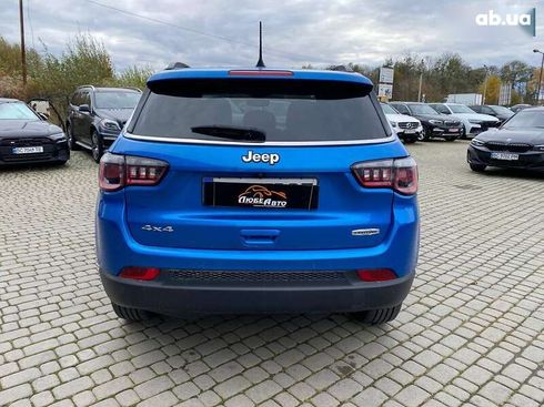 Jeep Compass 2017 - фото 6