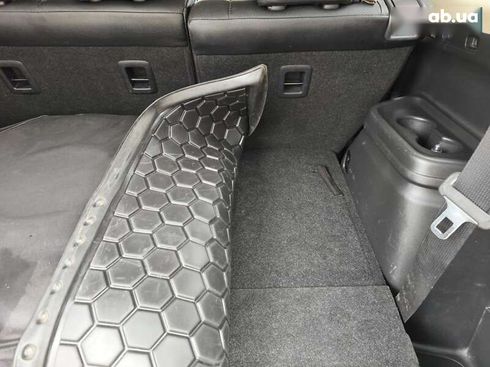 Mitsubishi Outlander 2016 - фото 29