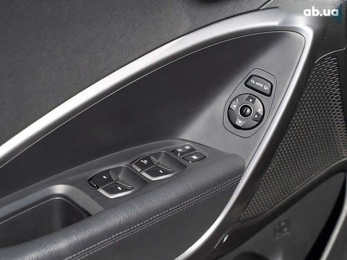 Hyundai Santa Fe 2012 - фото 18